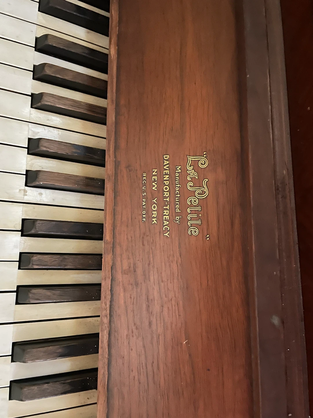 La Petite Davenport-Treacy Upright Piano - photo 2