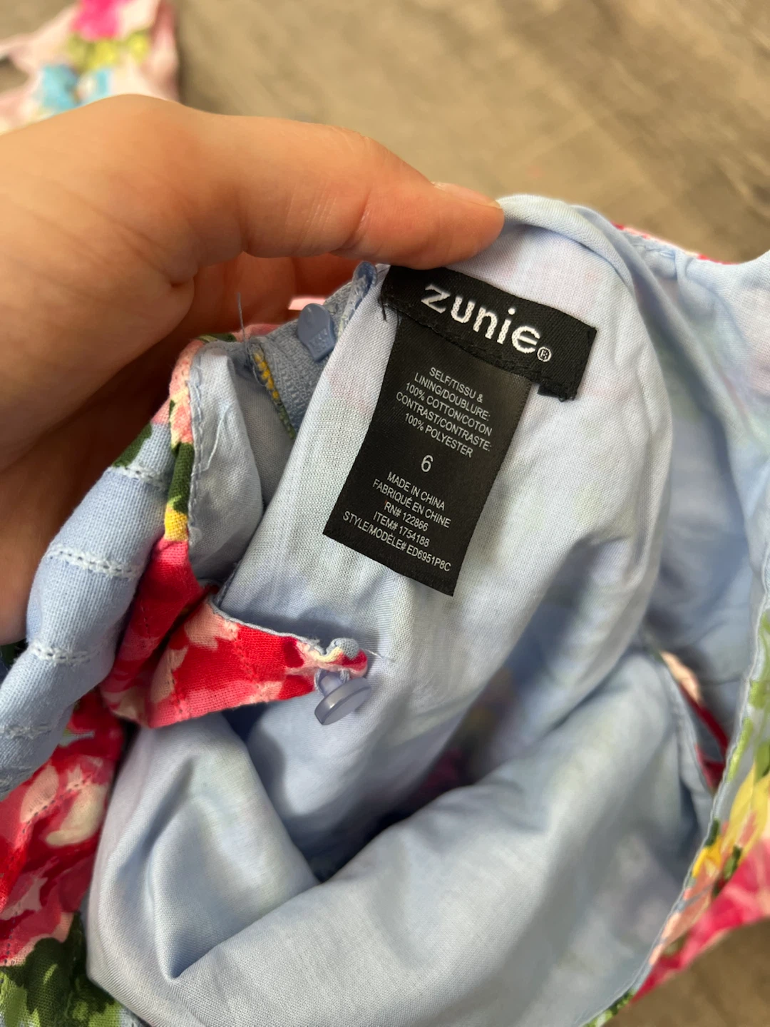 Zunie Floral Dresses - Size 6 and 7 - photo 2