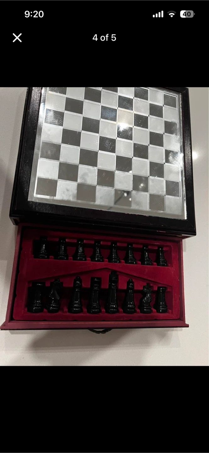 Glass and Mirror Chess Set with Black Pieces - photo 4