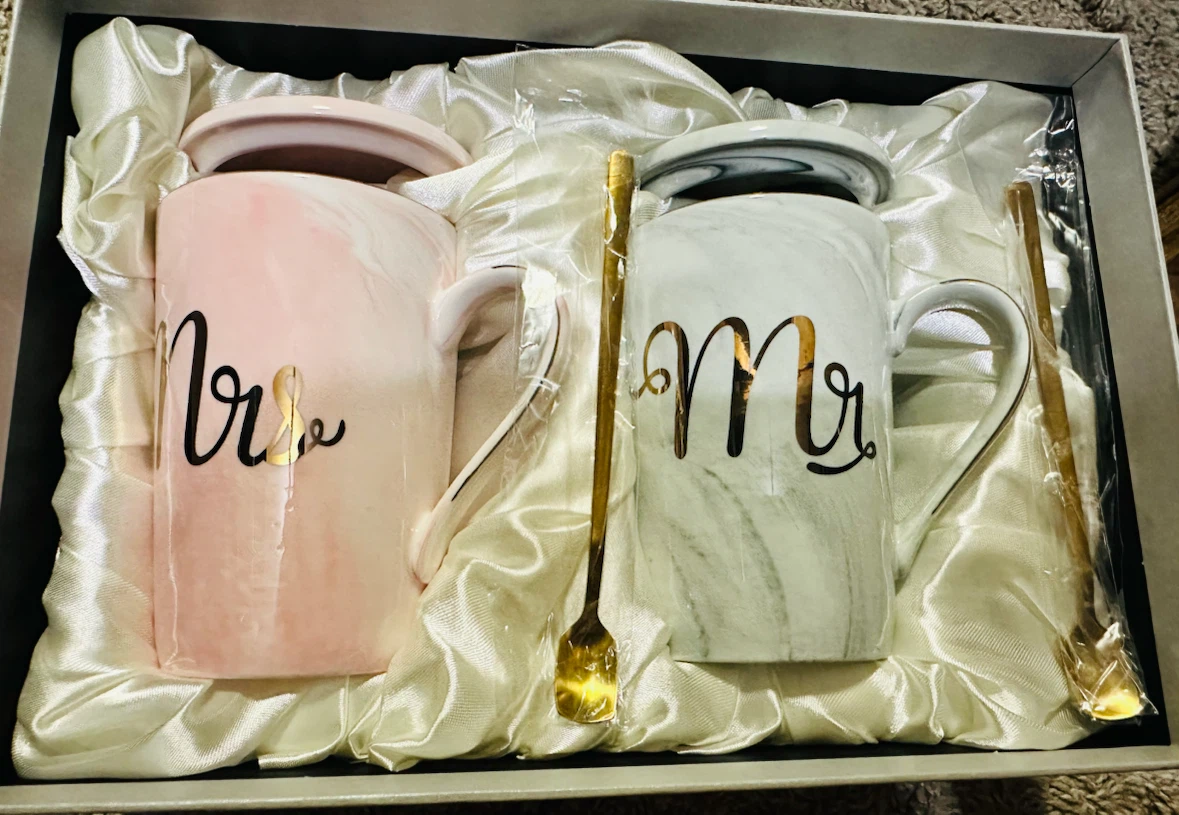 Mr & Mrs Mug Set with Spoons - photo 2