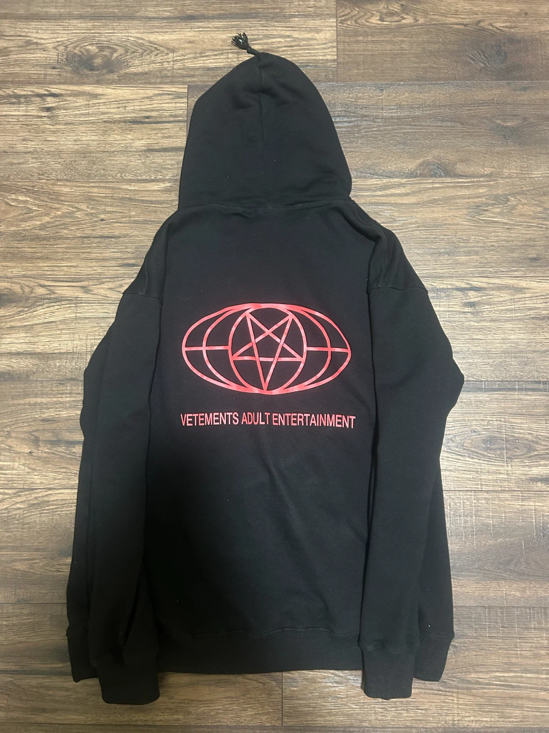 VETEMENTS ADULT RESTRICTED HOODIE - photo 2