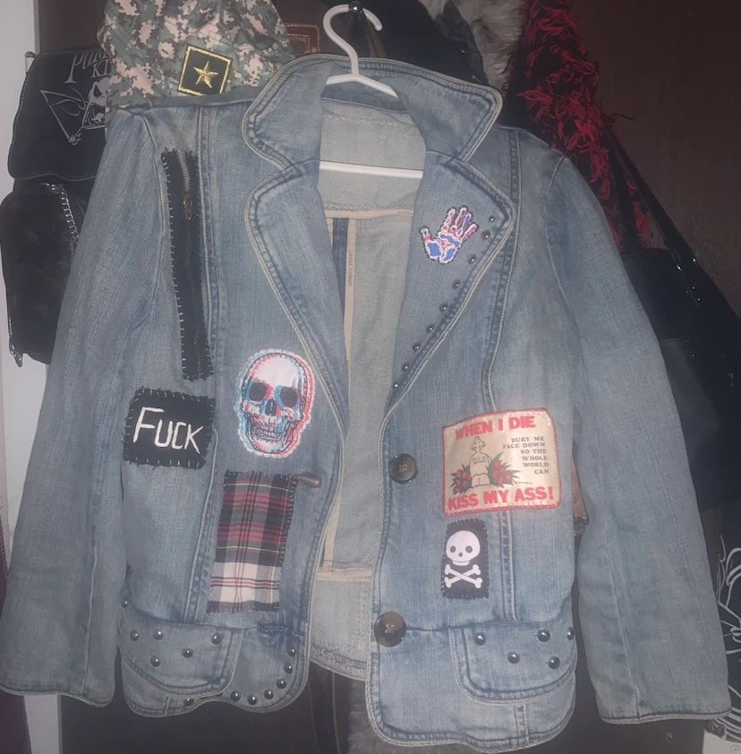 Customized TRUST Women’s Size4 Denim Jacket