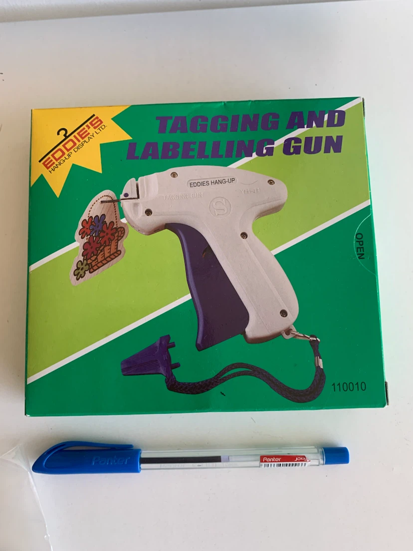 Tagging and Labelling Gun ( brand new )