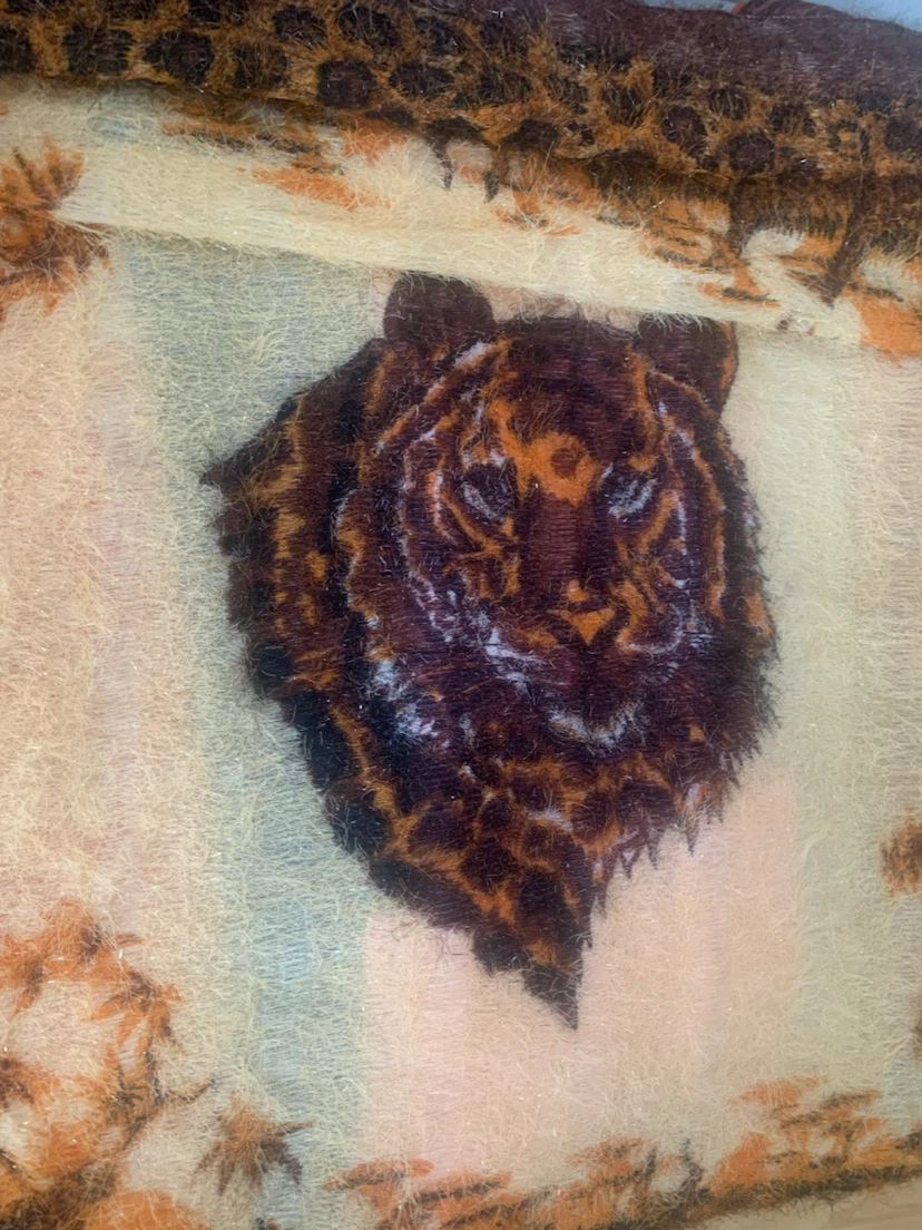 brand new shawls & Scarves - photo 4