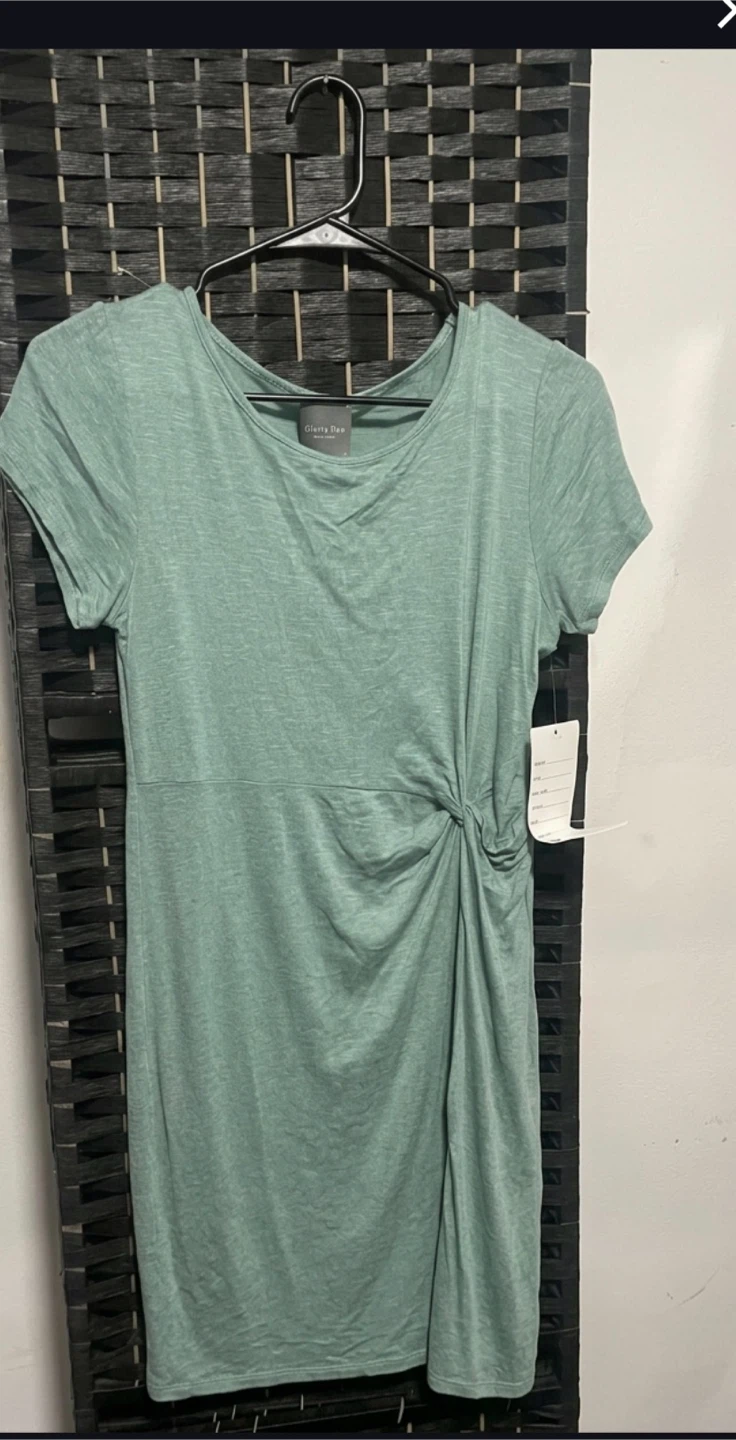 Olivia Rae Green Twisted Detail T-Shirt Dress - photo 2