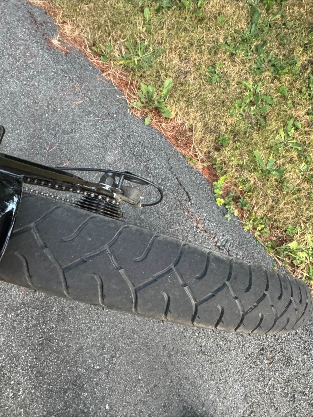 Hyper E-Ride Cruiser Electric Bike - Like New - Under 100 KM - photo 4