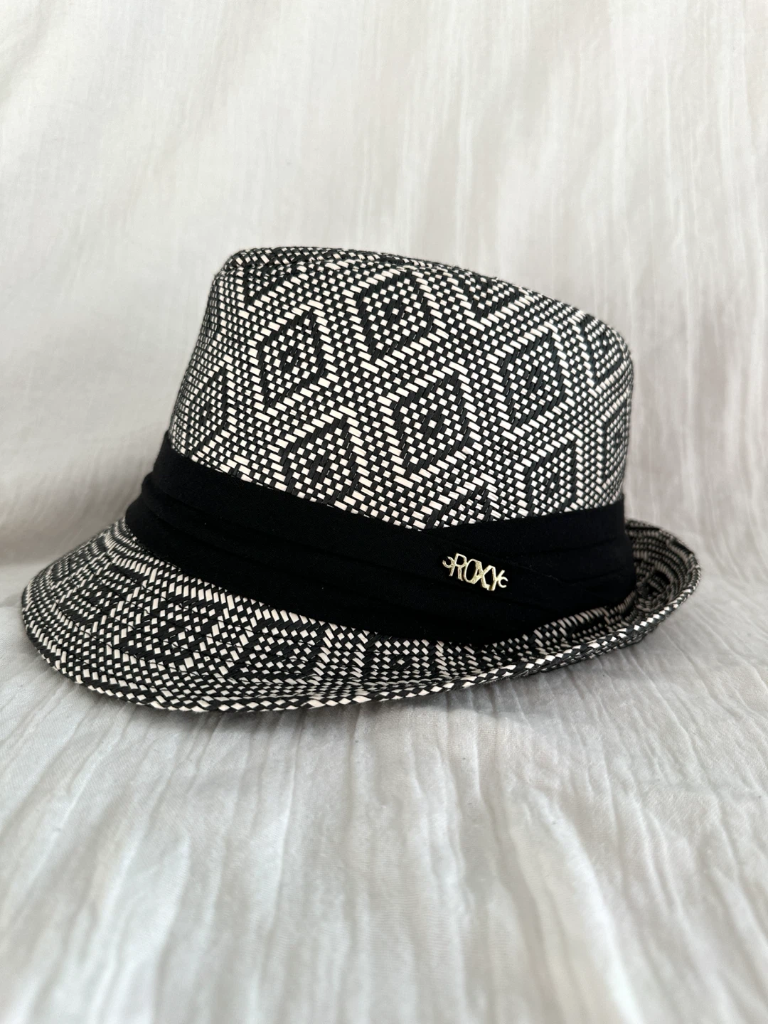 Roxy Hat - Black and White Pattern