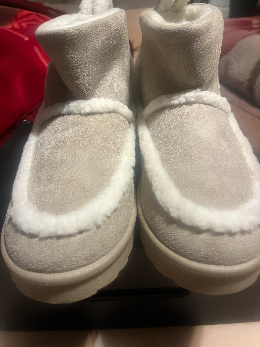 Cream Suede & Sherpa Boots - Size 8 - photo 3