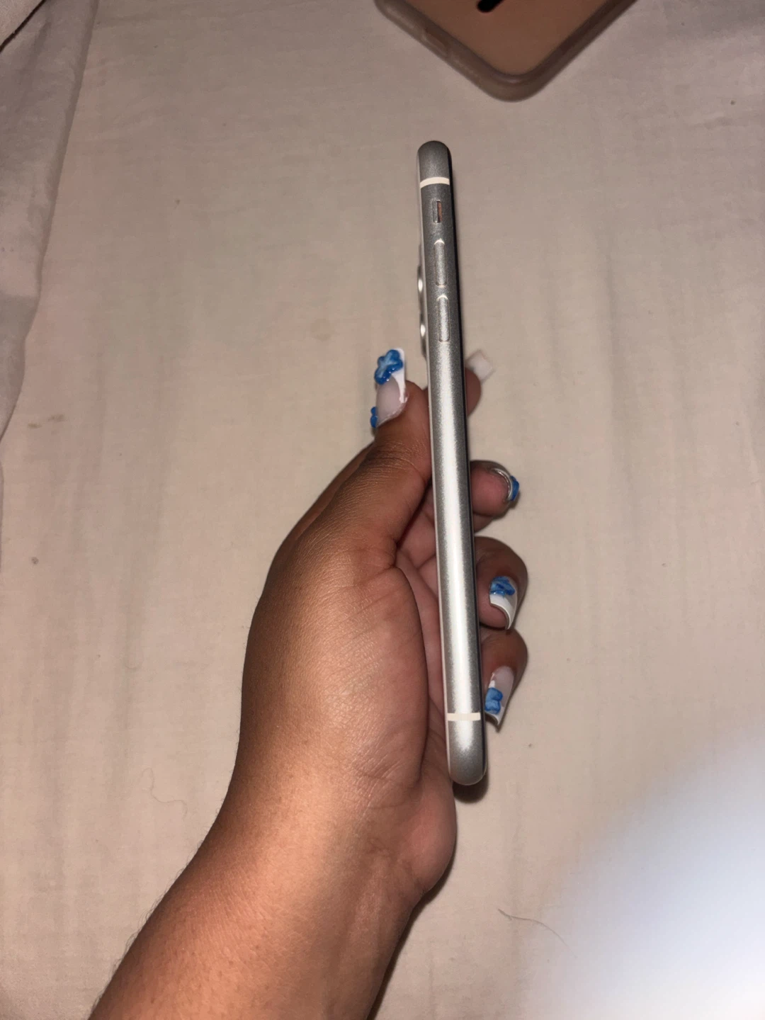 Apple iPhone 11 - White - photo 4