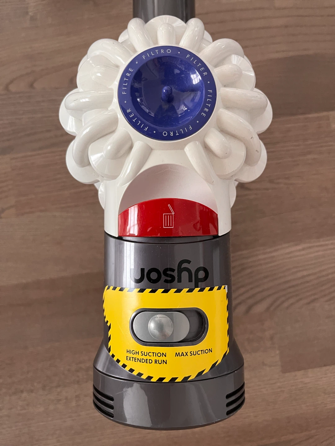 Dyson V7 Cord-Free Vacuum Cleaner - photo 2