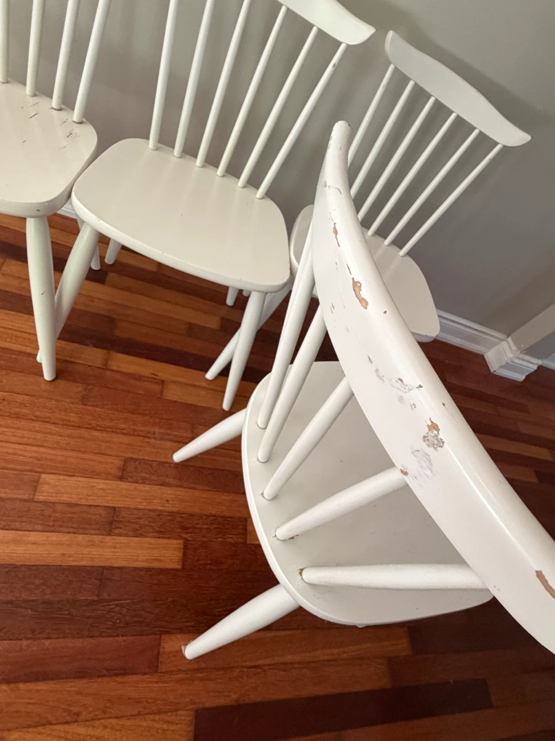 Four White Wooden Chairs - photo 3