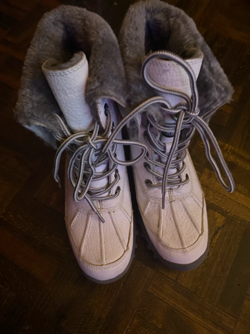 White winter boot shoe - photo 4