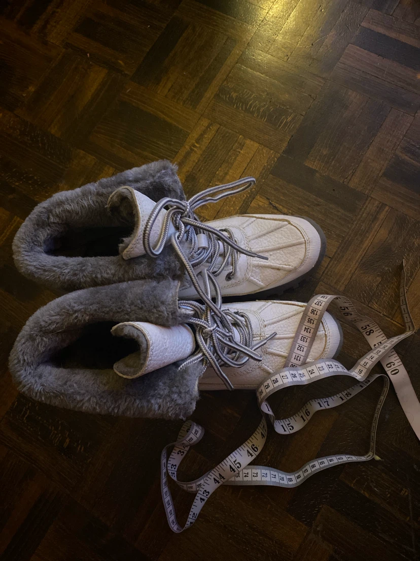 White winter boot shoe - photo 5