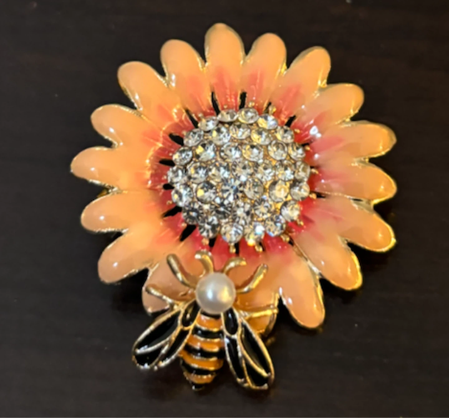 NEW-Bee and Flower Brooch