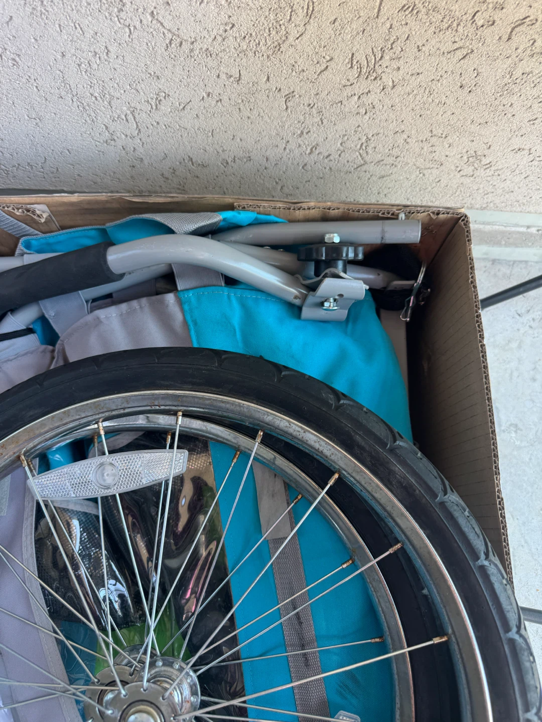 Bell Smoke Bicycle Trailer – Foldable – Like New - photo 4