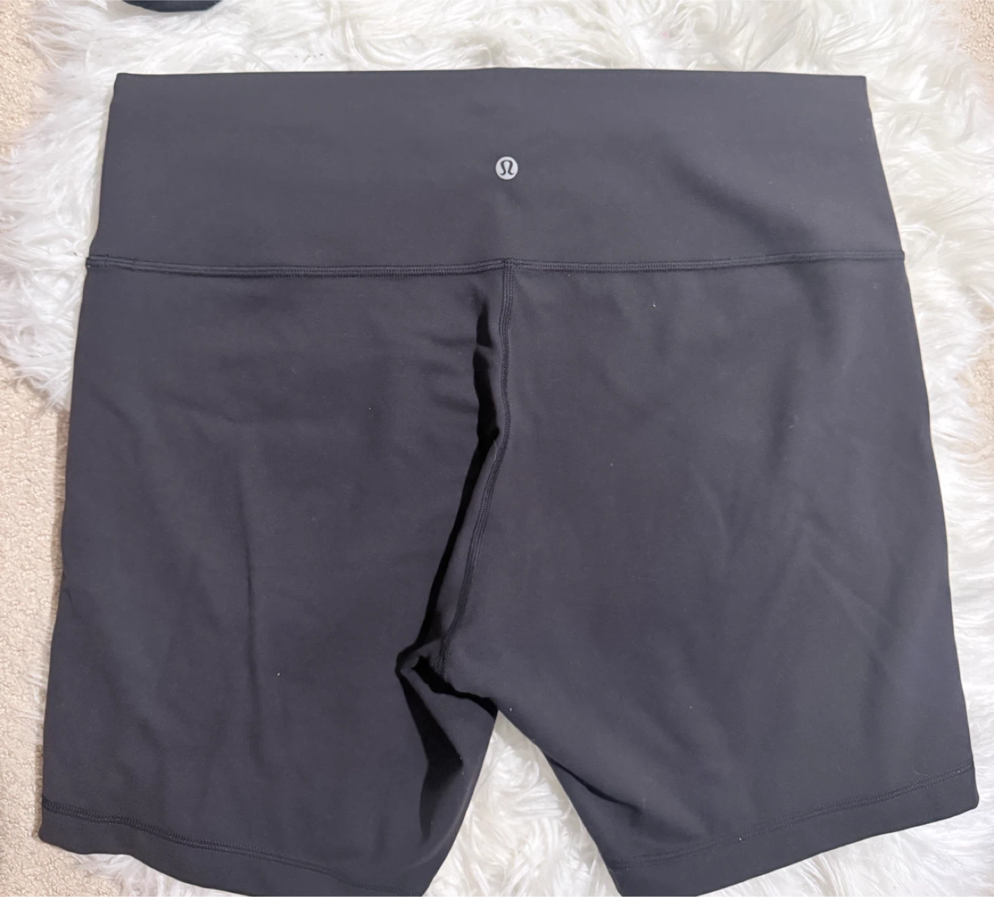 Lululemon Black Align Shorts - photo 2