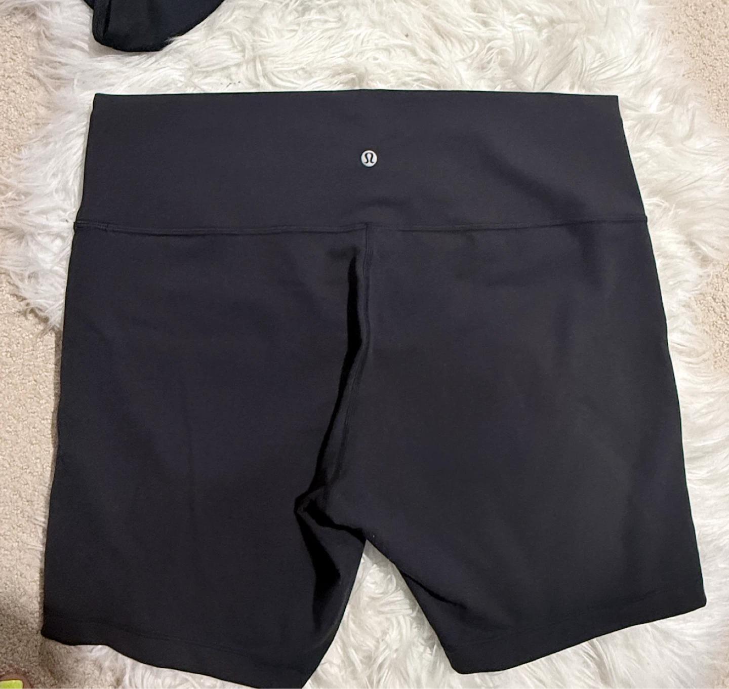 Lululemon Black Align Shorts - photo 3