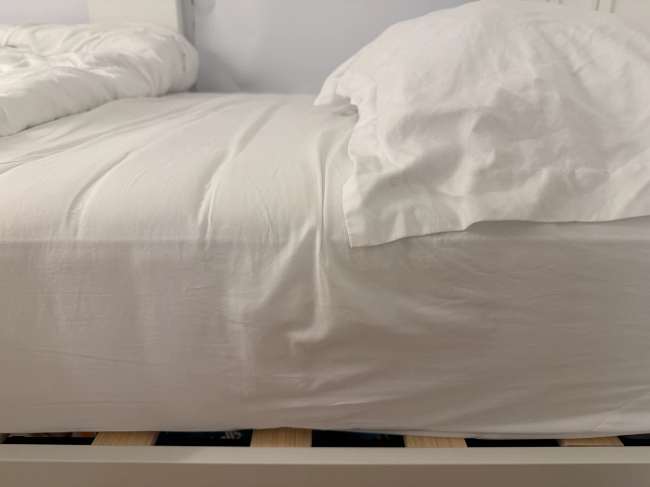 White Cotton Bed and frame - photo 3