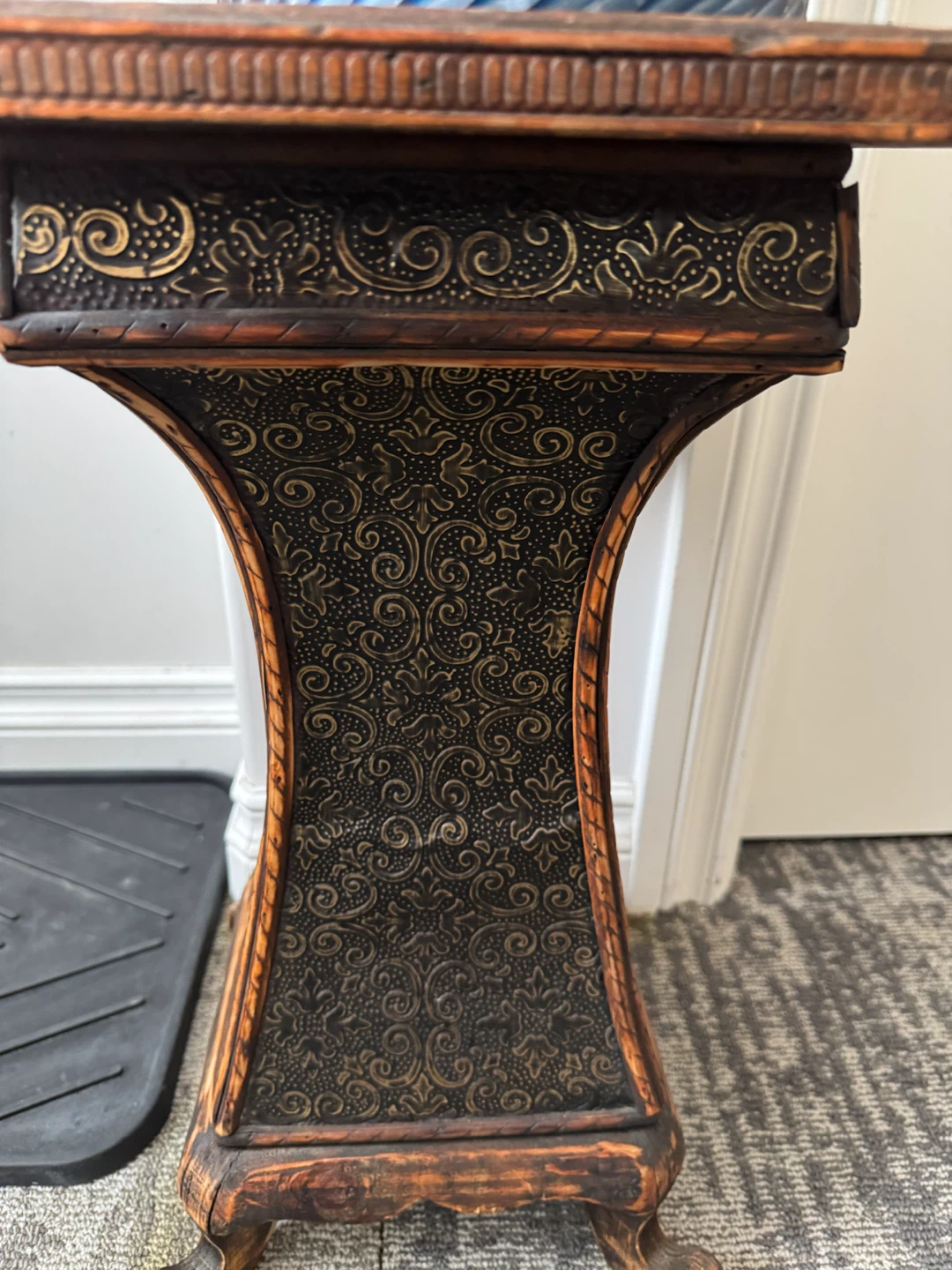 2 Decorative Accent Table/ plant stand - photo 2