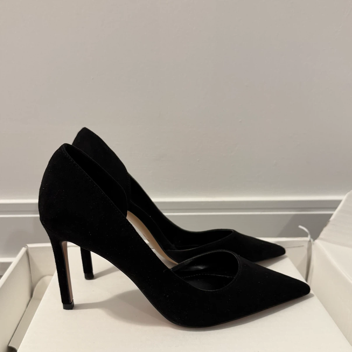MNG Black Suede Heels 36size