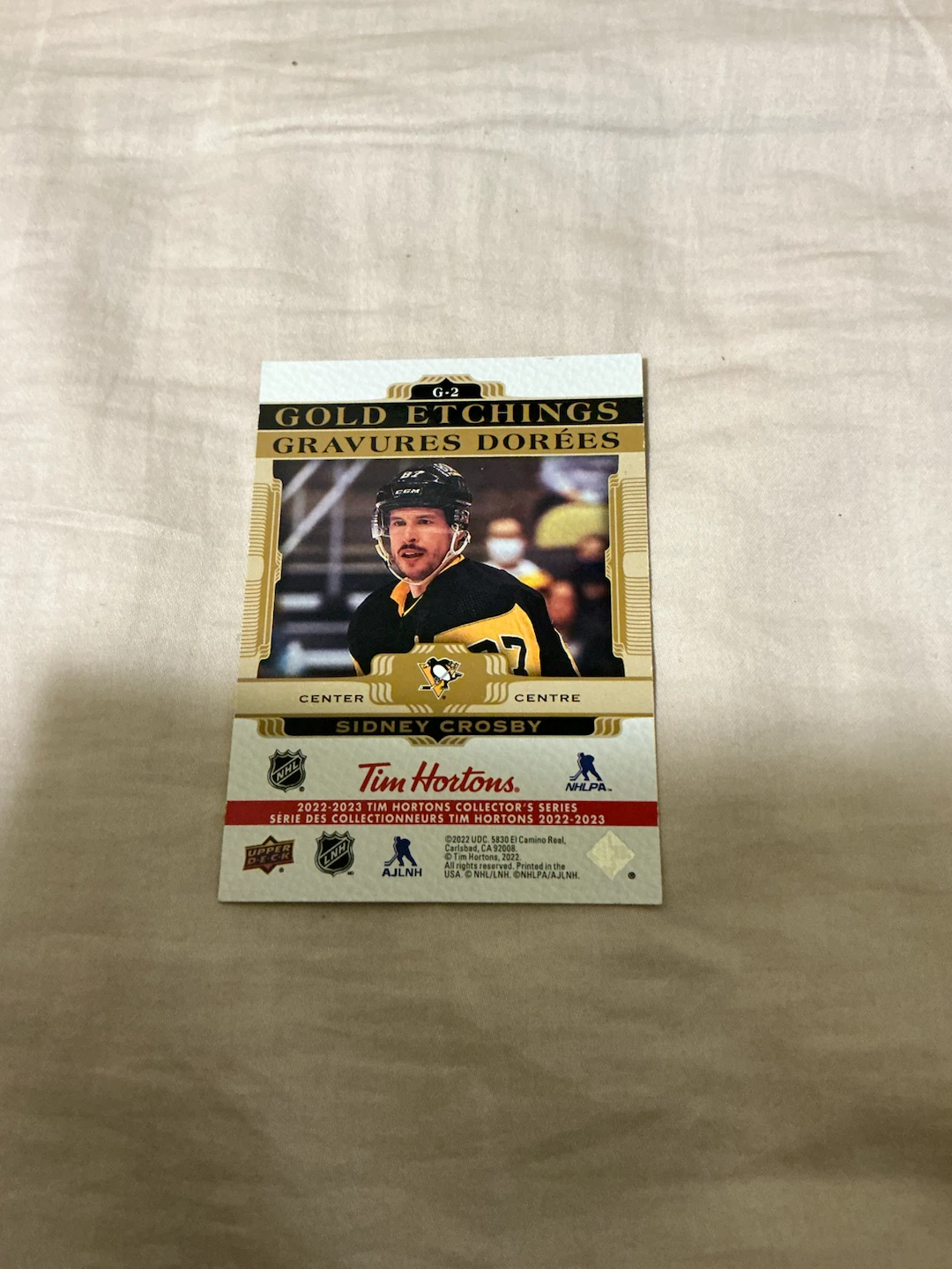 2022-2023 Tim Hortons Gold Etchings Sidney Crosby Hockey Card - photo 2