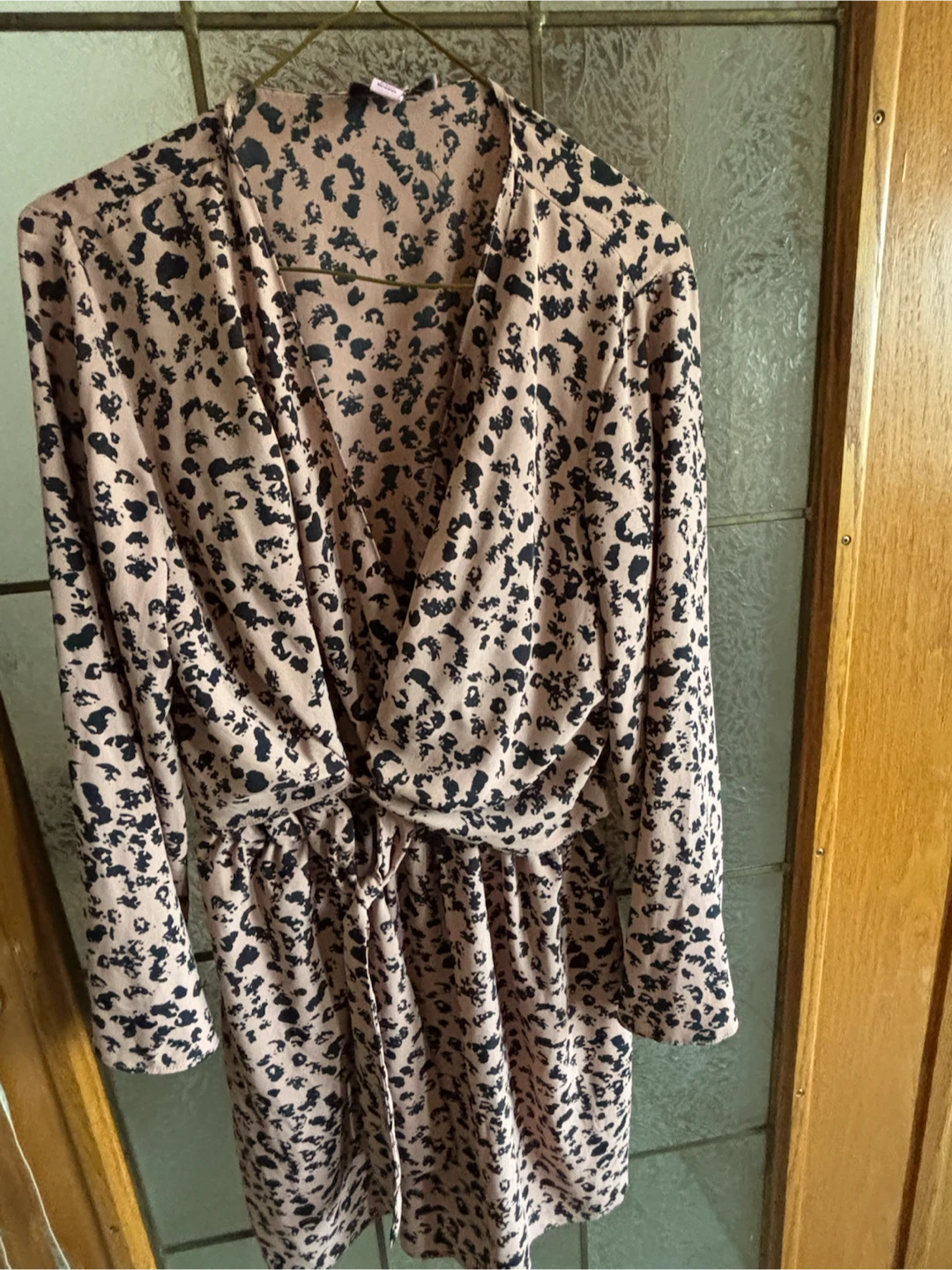 TOPSHOP LEOPARD PRINT DRESS