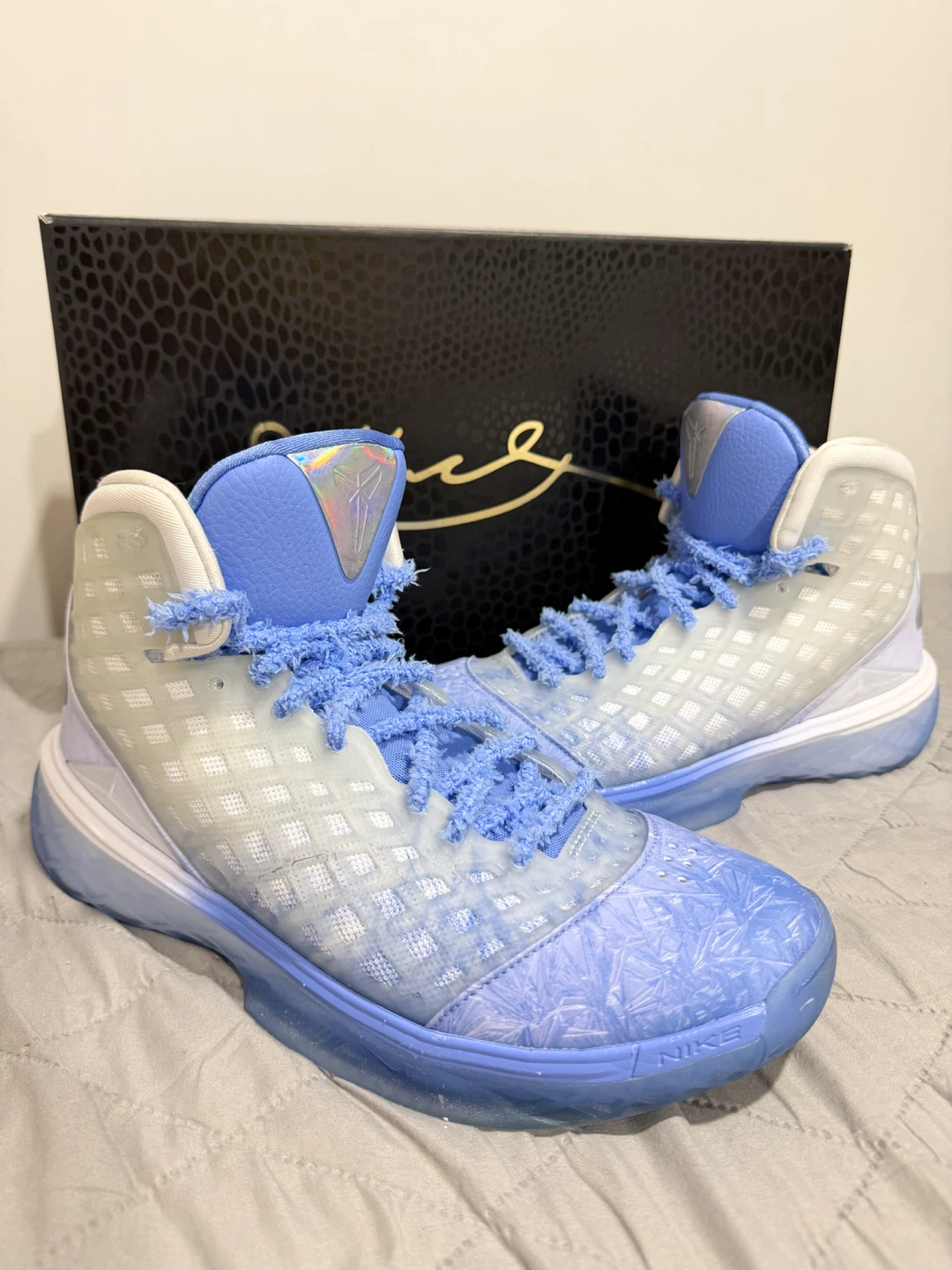 Nike Kobe 3 Christmas size 11