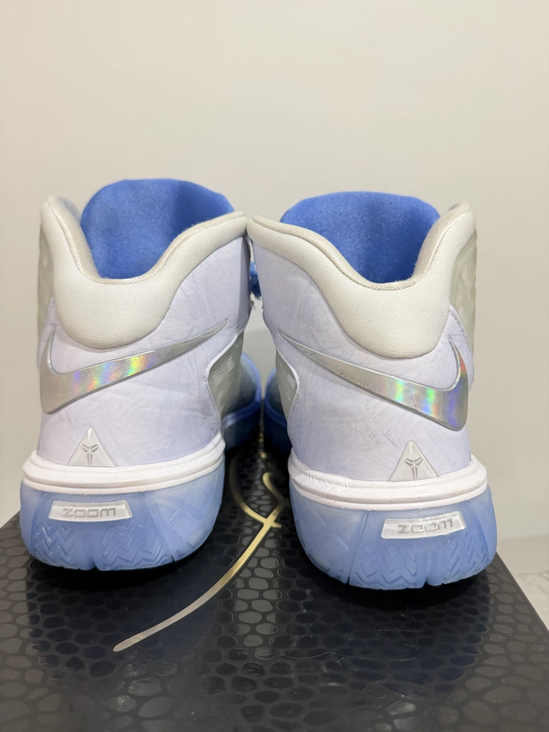 Nike Kobe 3 Christmas size 11 - photo 5