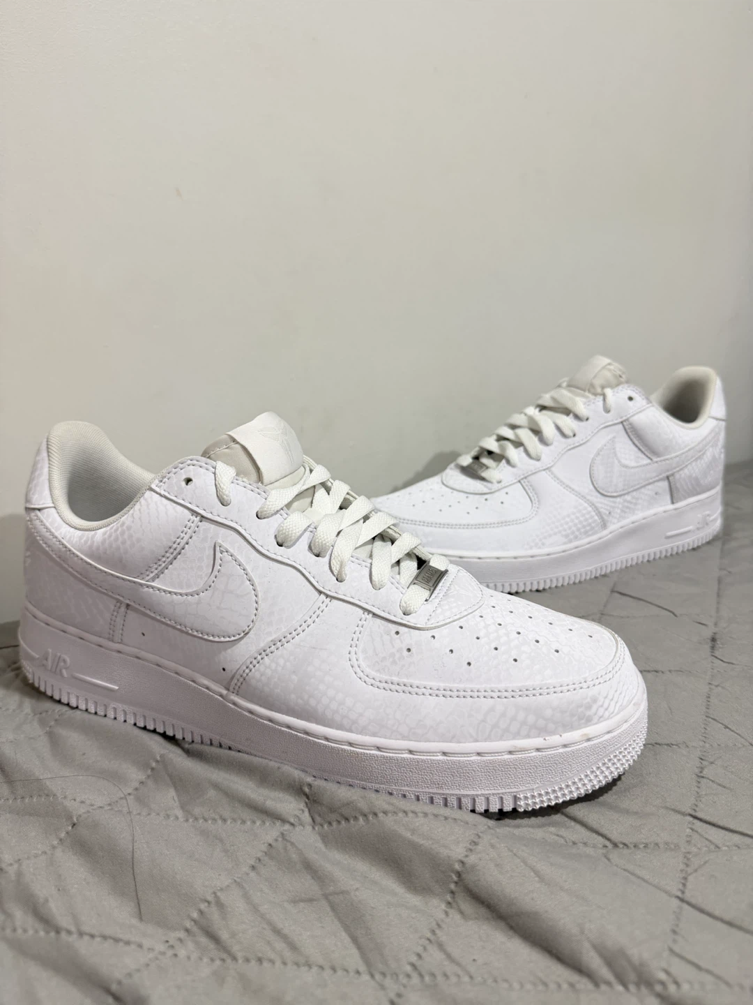 Nike Air Force 1 Low Kobe Bryant QS Snakeskin White Shoes