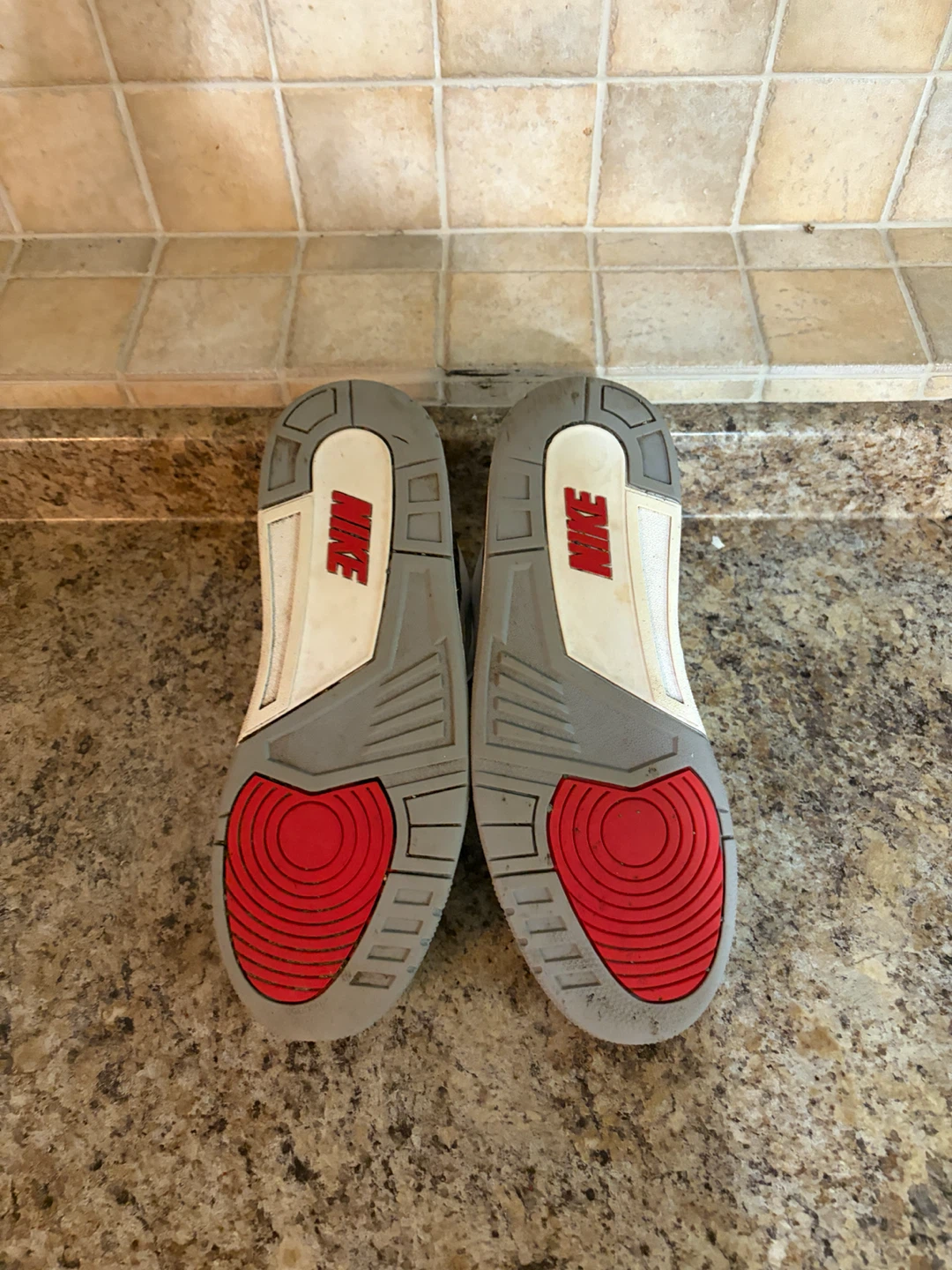 Nike Air Jordan 3 Retro White Red Cement - photo 5