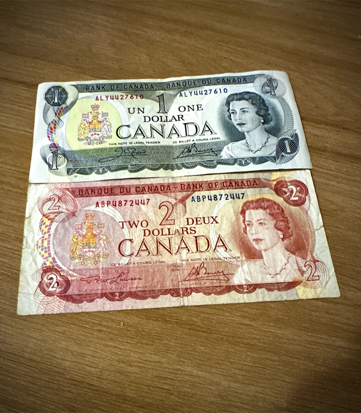 1973 and 1974 Canada Bank Notes - $1 and $2