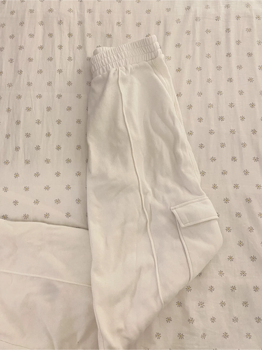 White sweatpants - photo 2