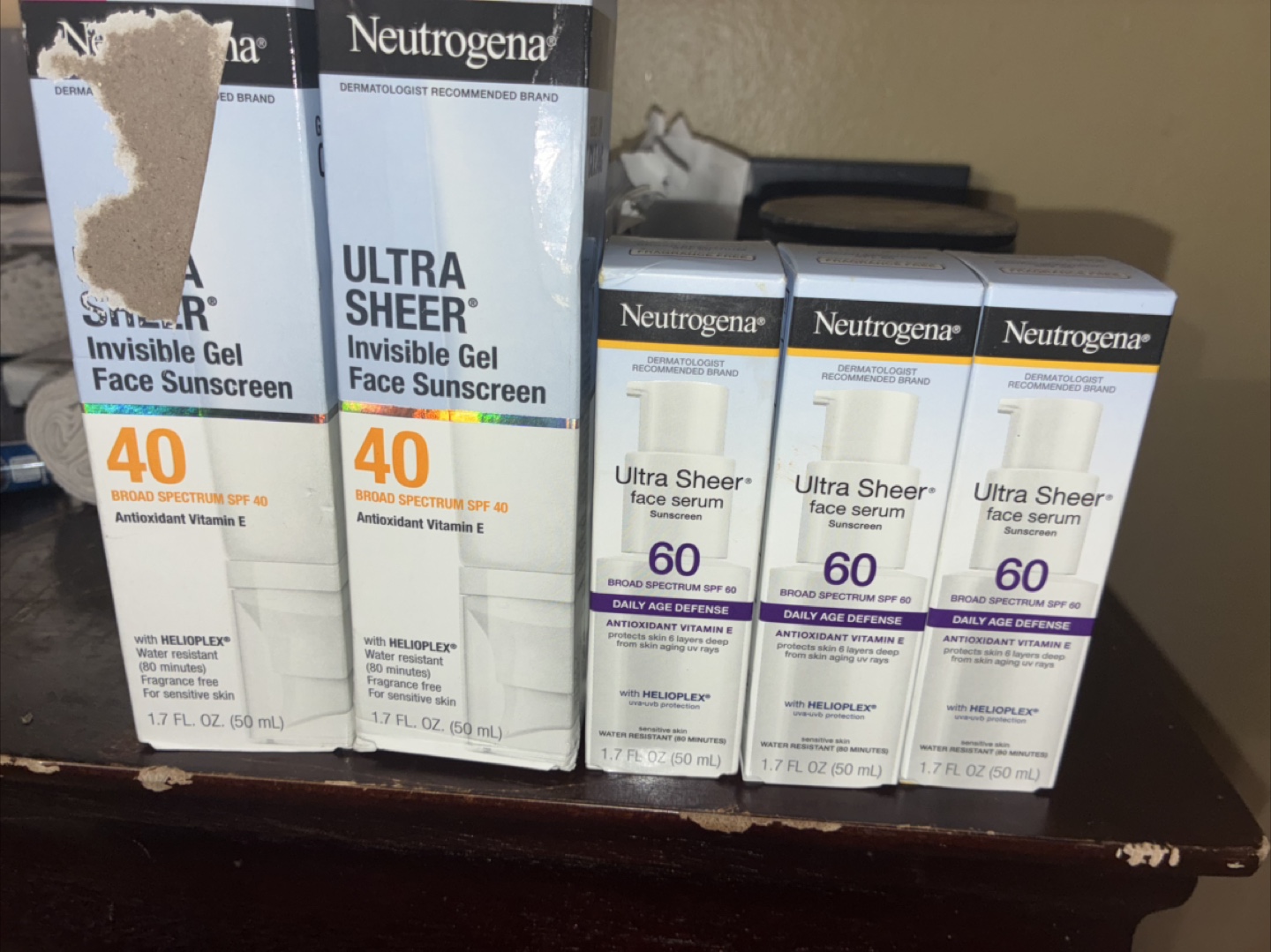 Neutrogena Ultra Sheer Sunscreen Lot (SPF 40 & SPF 60)