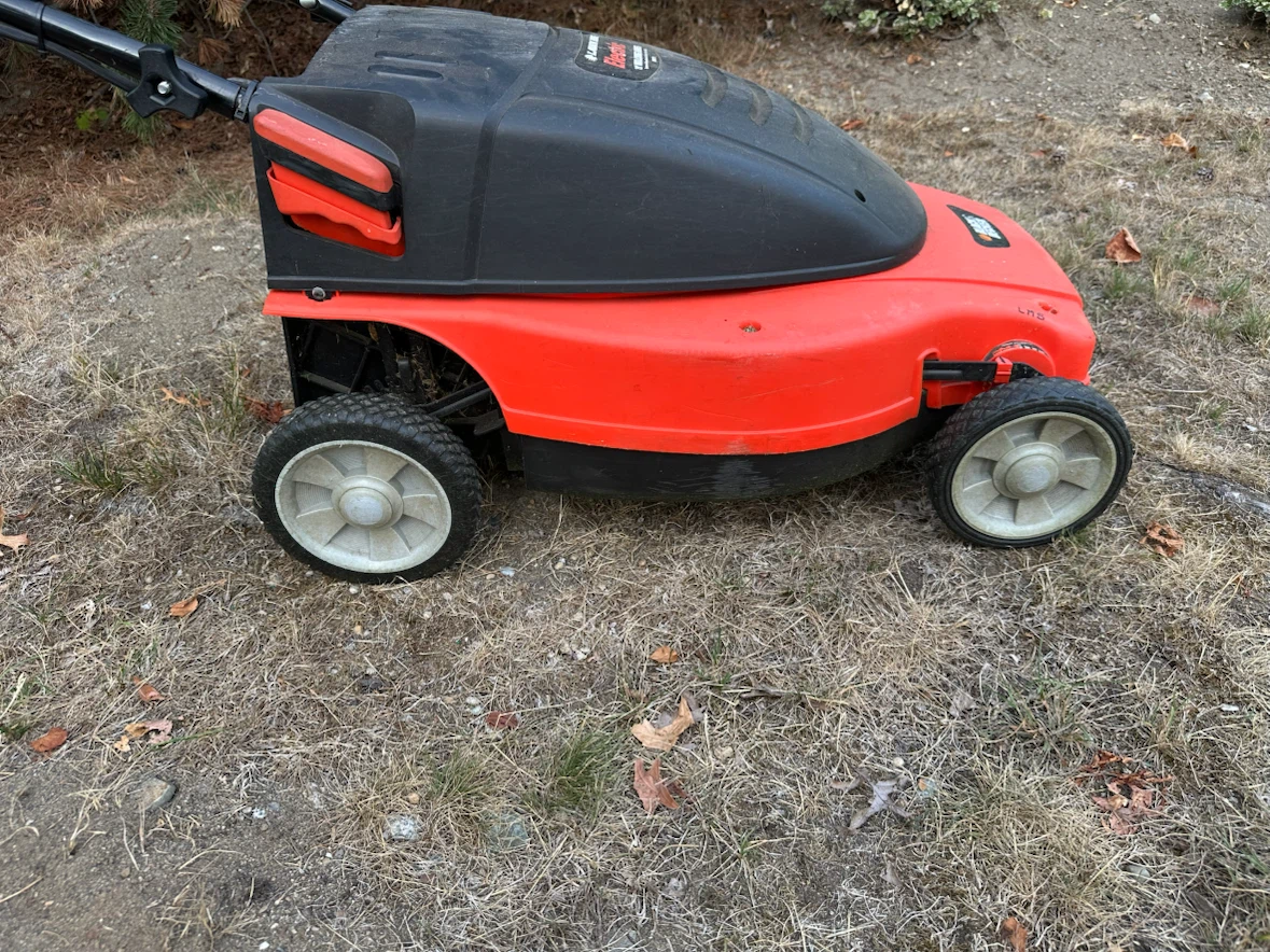 Electric lawn mower *clean and working - photo 2
