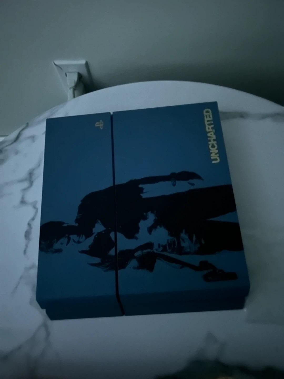 PlayStation 4 Pro "Uncharted 4" Limited Edition Console