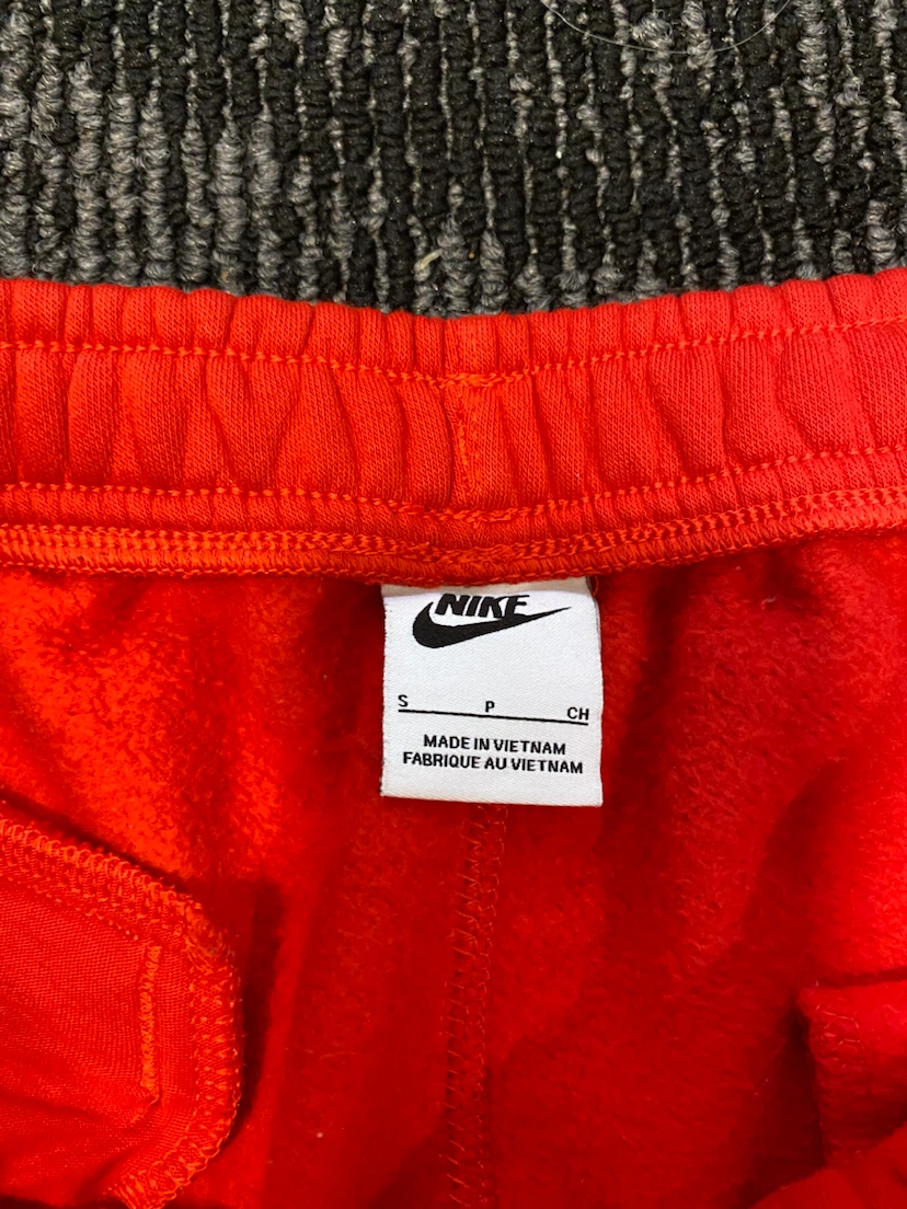 Red Nike Hoodie and Sweatpants Set - photo 2