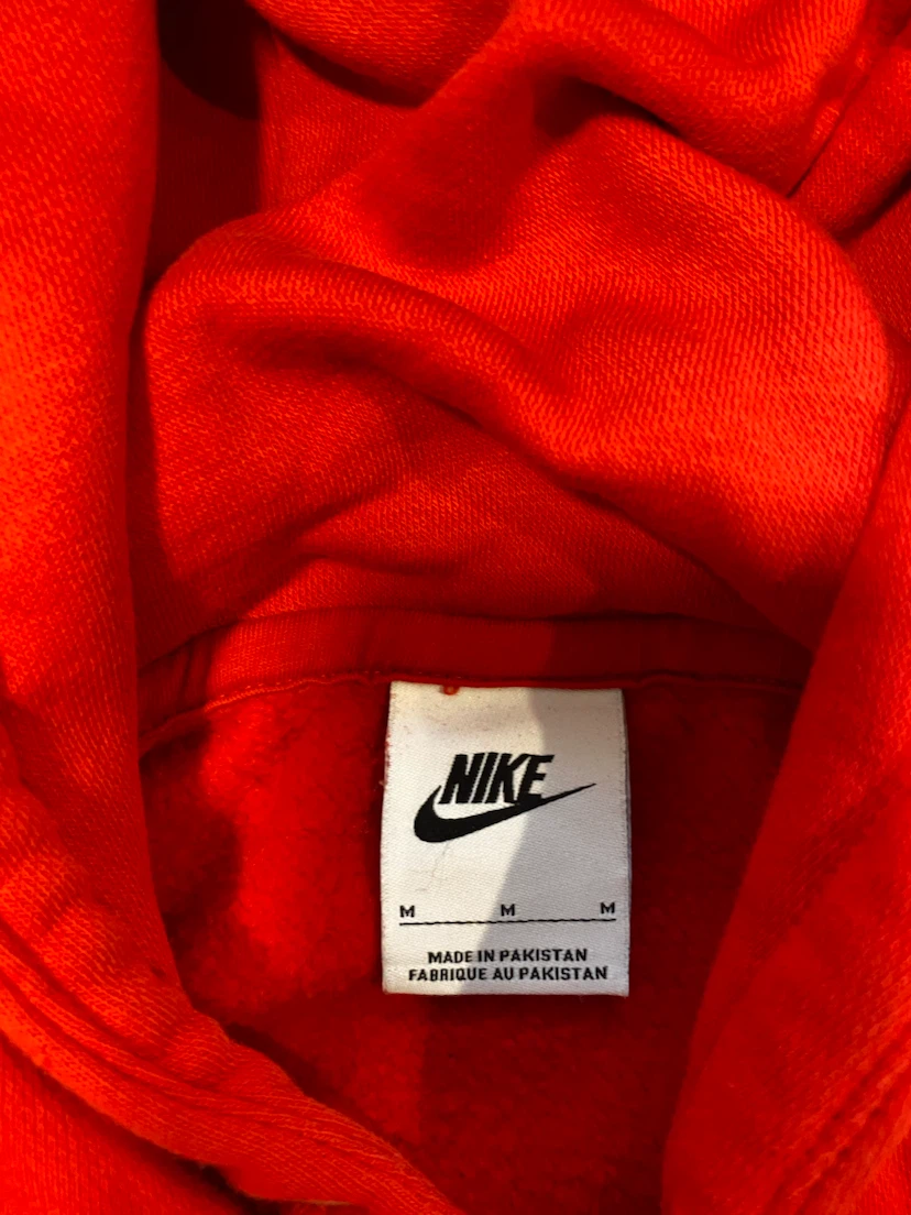 Red Nike Hoodie and Sweatpants Set - photo 4