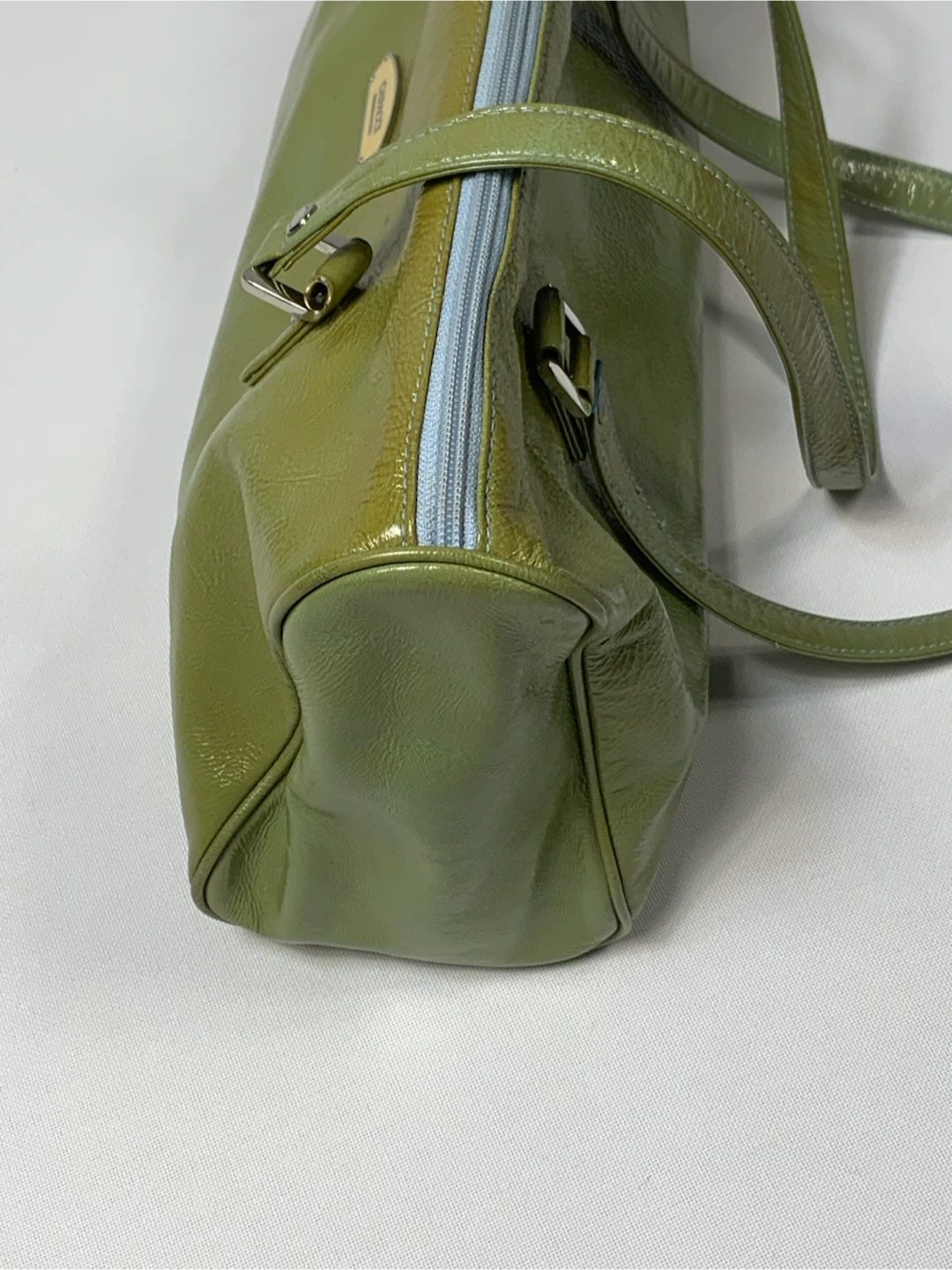 Glossy Vintage style Leather Shoulder Capacci Bag - photo 3