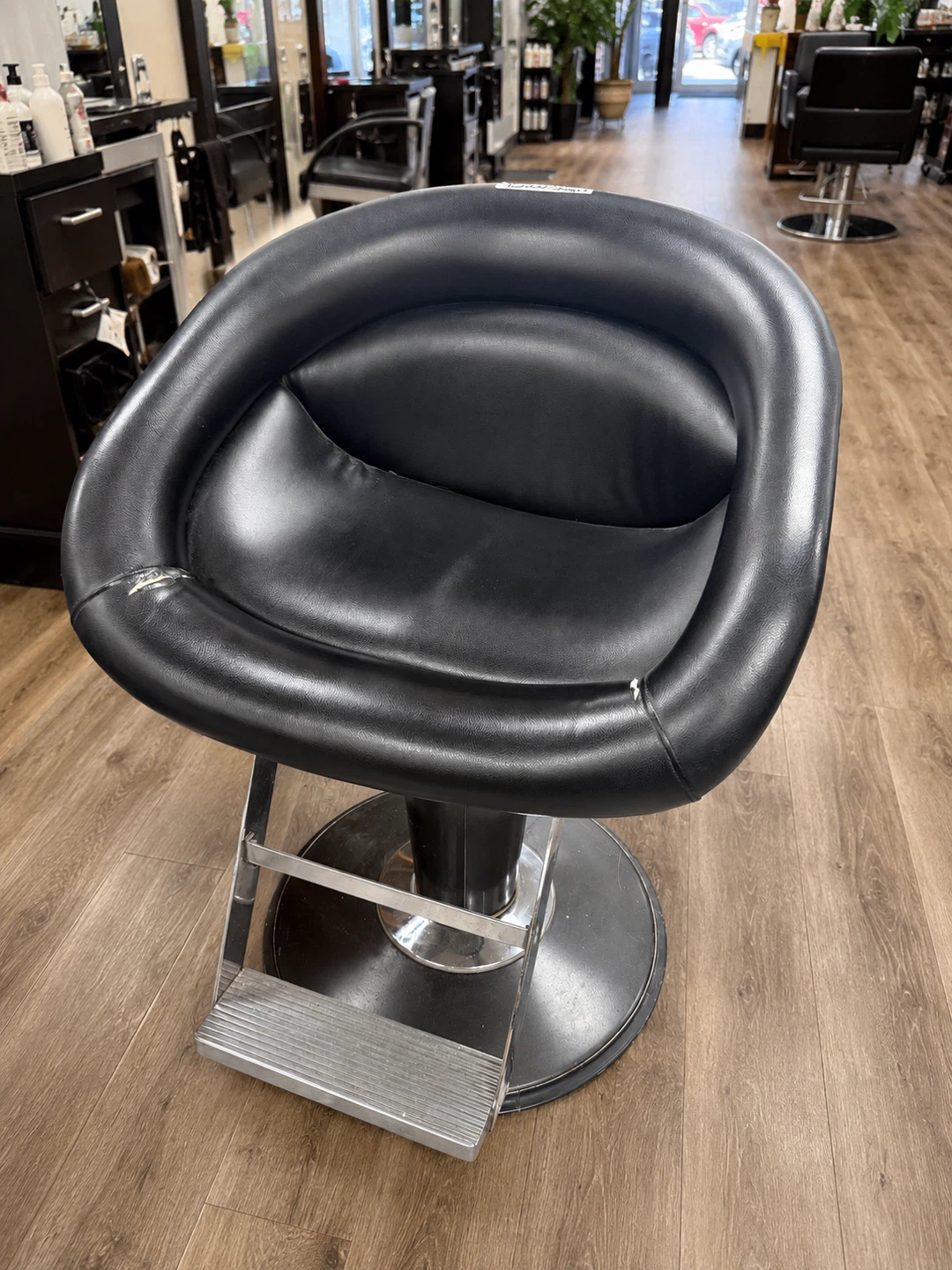 MODERN HYDRAULIC SALON STYLING CHAIR!!!!! - photo 3