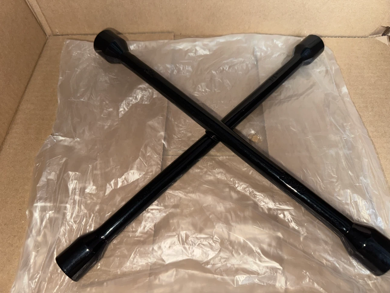 Torin 14 Inch 4-Way Lug Wrench - photo 2