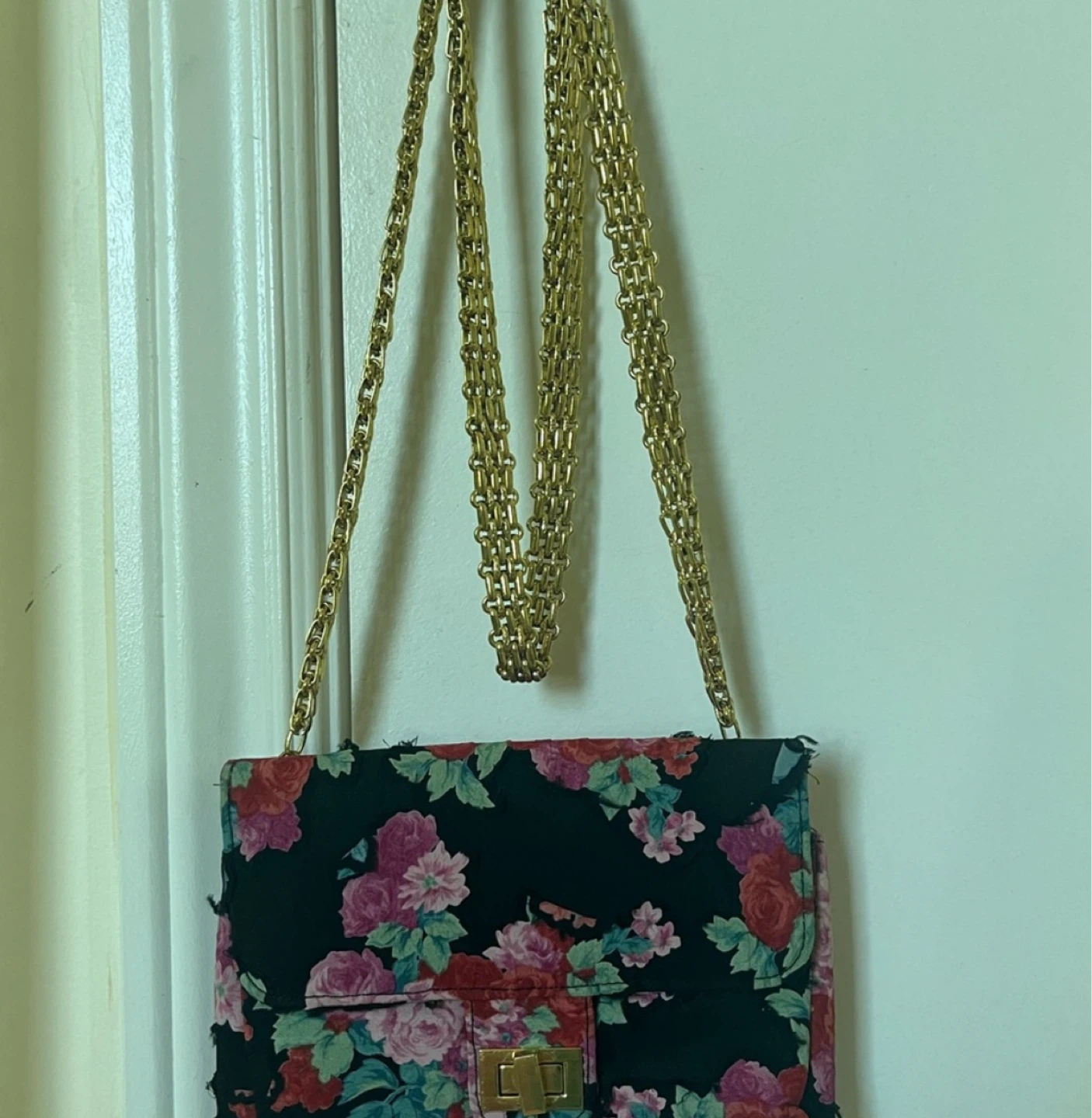 Floral bag with long gold chain. Vintage - photo 4