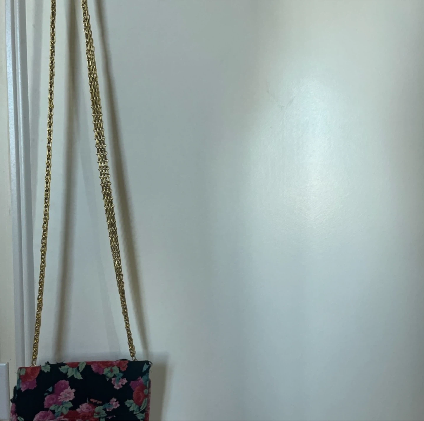 Floral bag with long gold chain. Vintage - photo 5