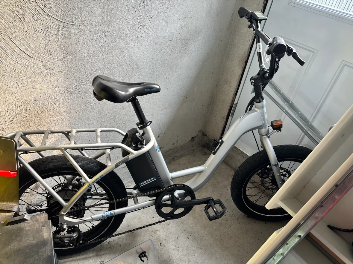 Aventon Pace 350 Electric Fat Bike - Silver - photo 2