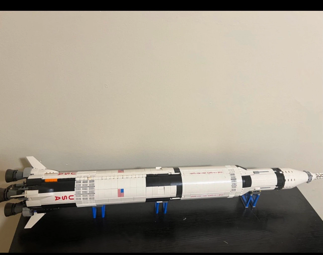 LEGO NASA Apollo Saturn V 21309 - photo 2