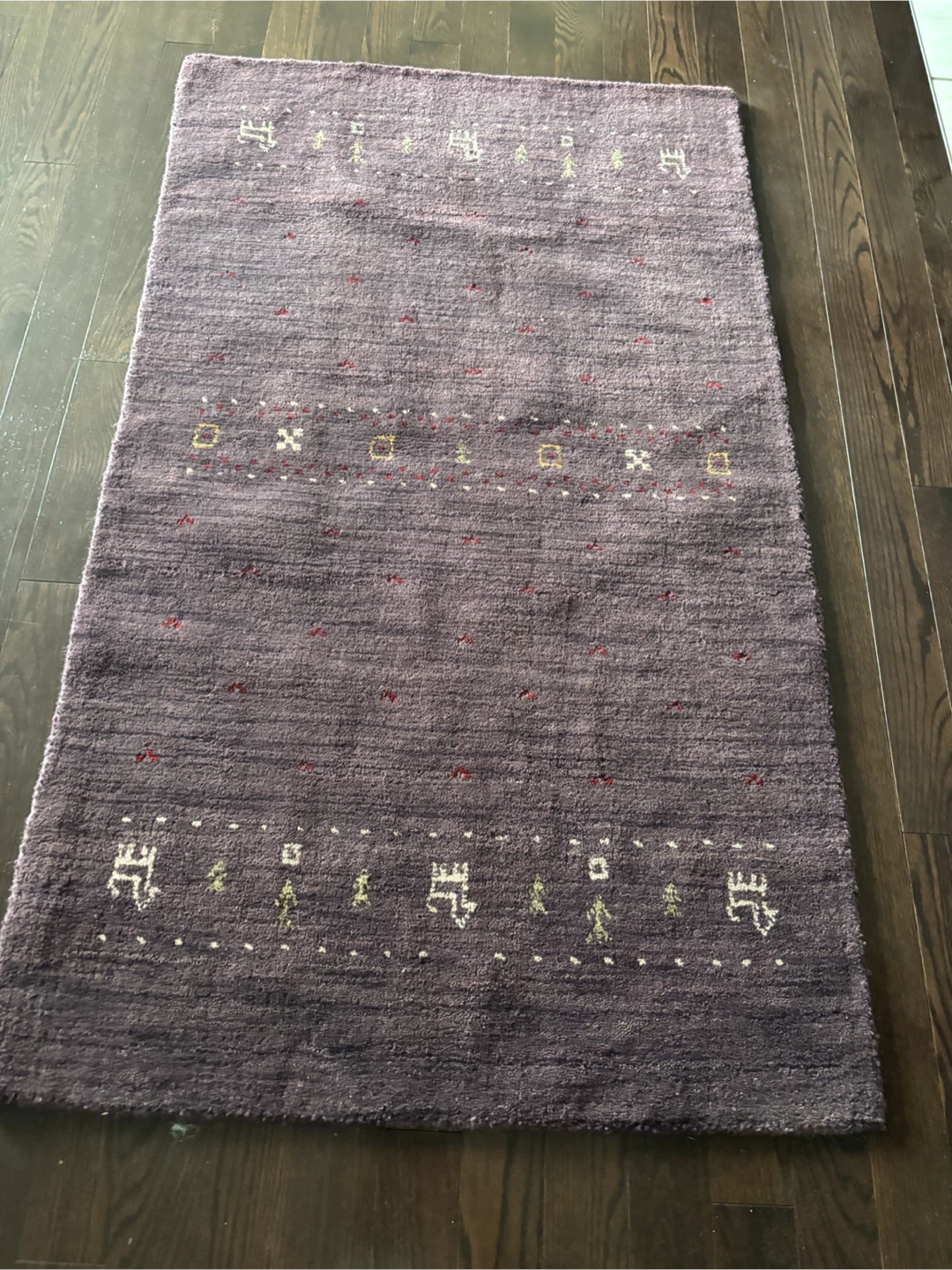 Area Rug with Geometric Pattern- 5 by 3