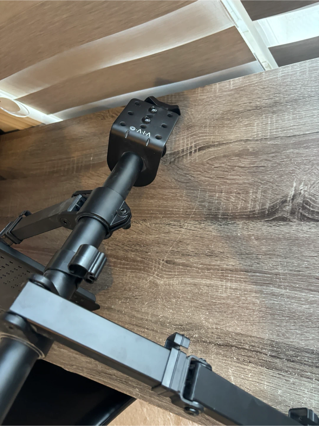 VIVO Dual Monitor Desk Mount - photo 4
