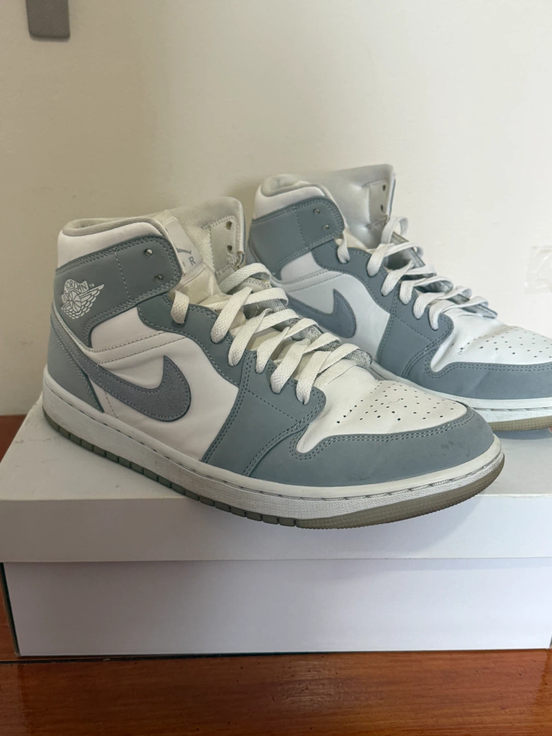 Air Jordan 1 Mid White/Aluminum Wolf Grey – US Size 12 - photo 4