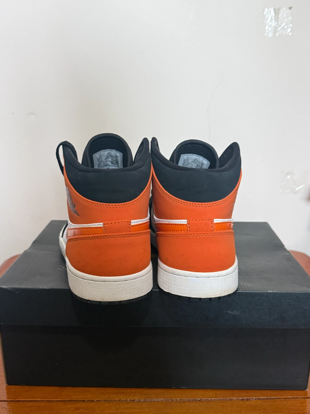 Air Jordan 1 Mid Black/Starfish/White – US Size 11 - photo 4