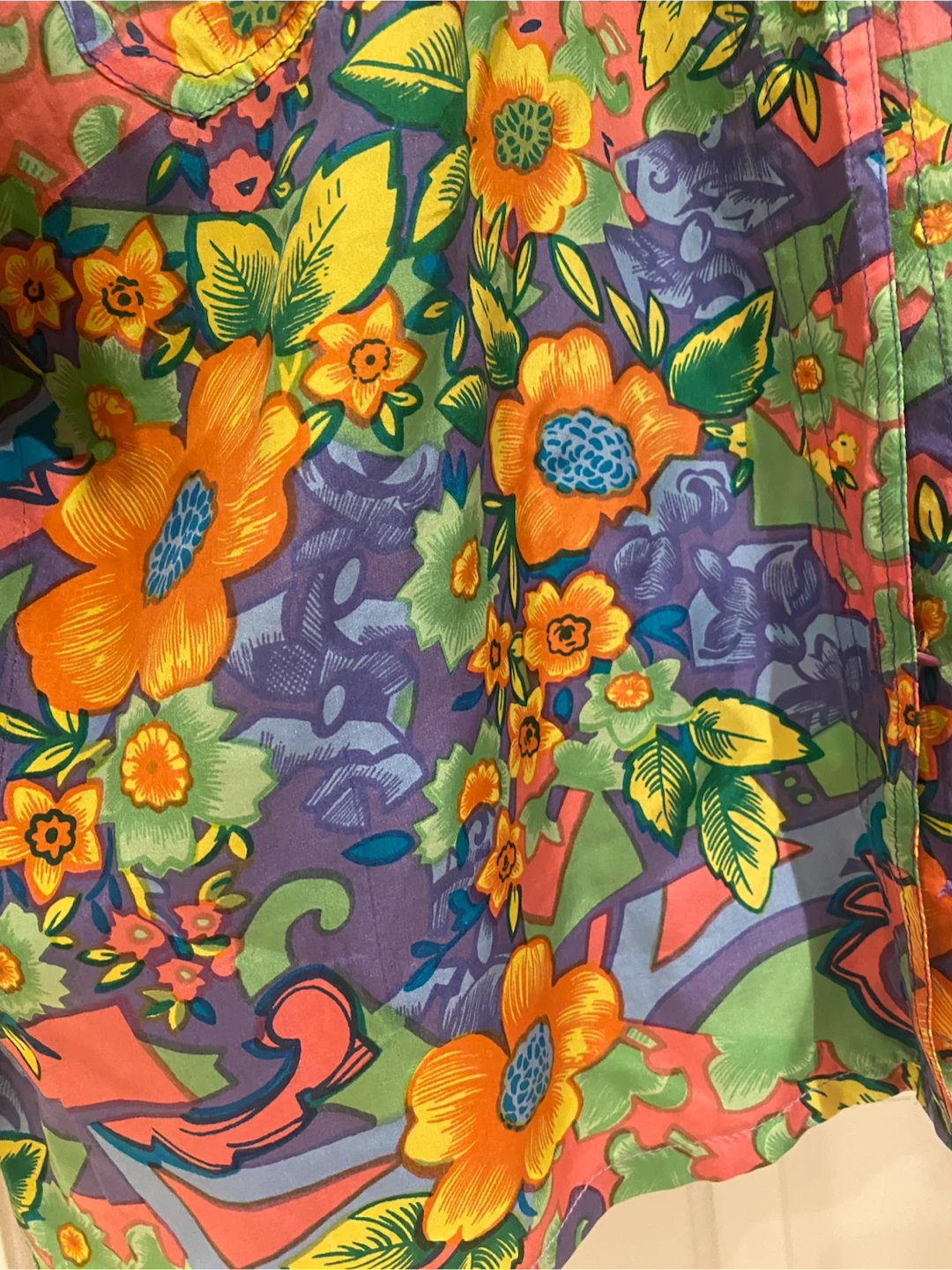 Vintage Floral Button-Up Shirt - photo 2