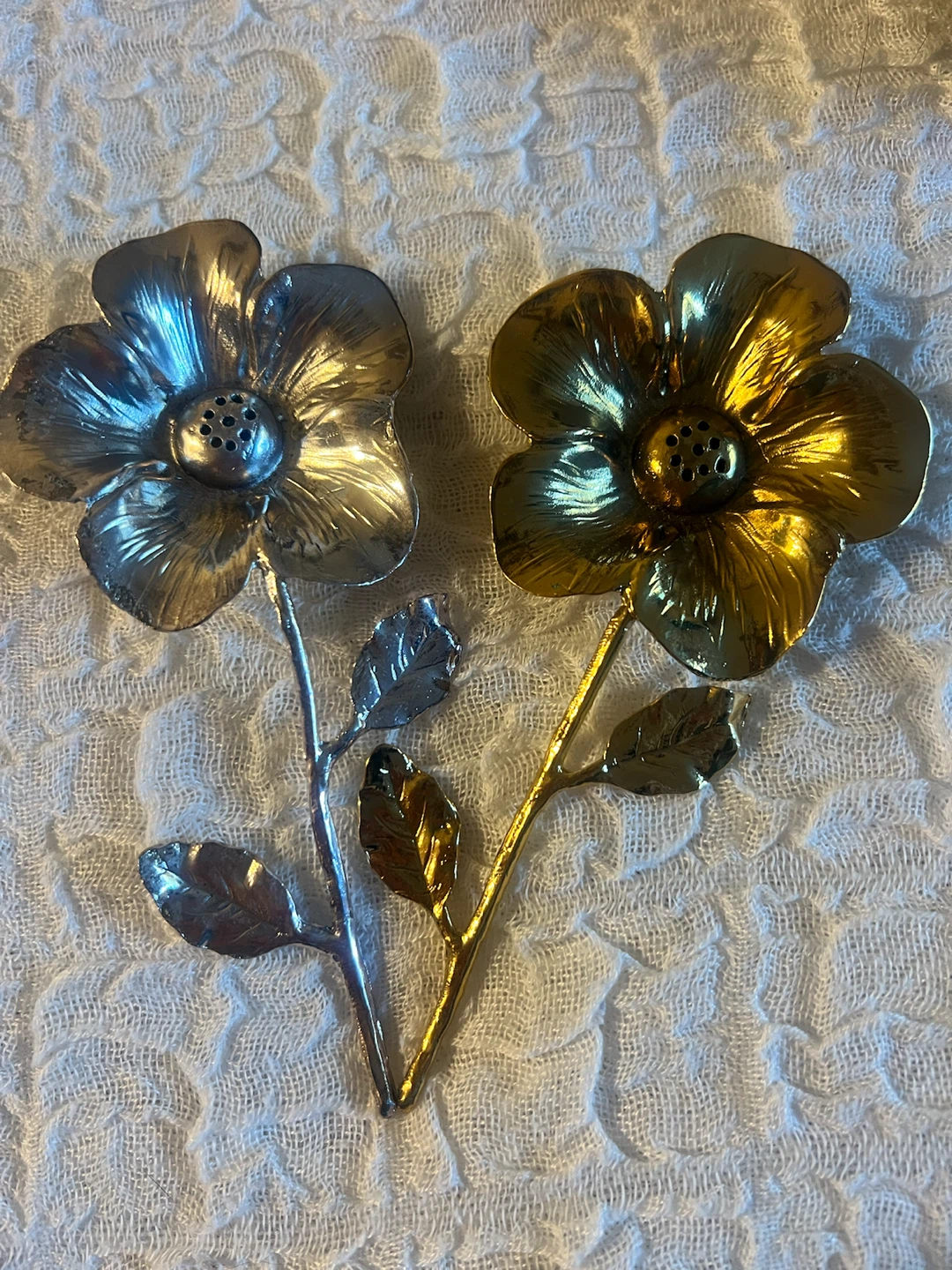 Siecle Paris Flower Drawer Pulls (Set of 2) salt and pepper set - photo 4